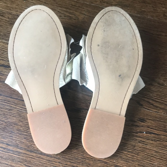 Treasure & Bond metallic gold ruffle slides - Picture 4 of 5